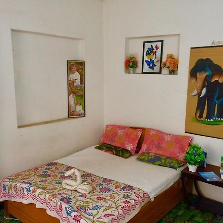 New World Apartment ศรีนาการ์ ภายนอก รูปภาพ